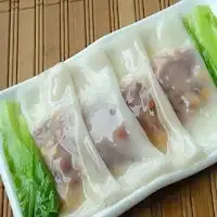 Steamed Rice Rolls With Scallops Greens