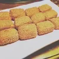 Deep Fried Tofu With Dried Garlic