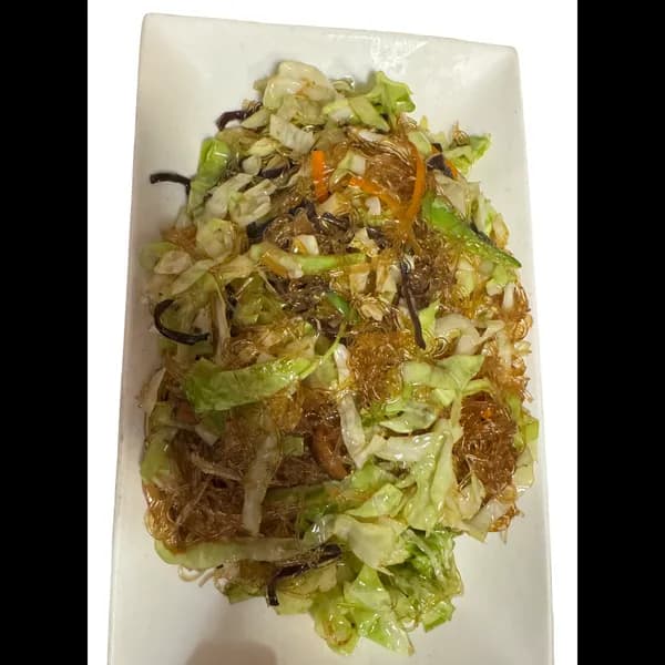 Sauteed Cellophane Noodle With Egg and Veggie