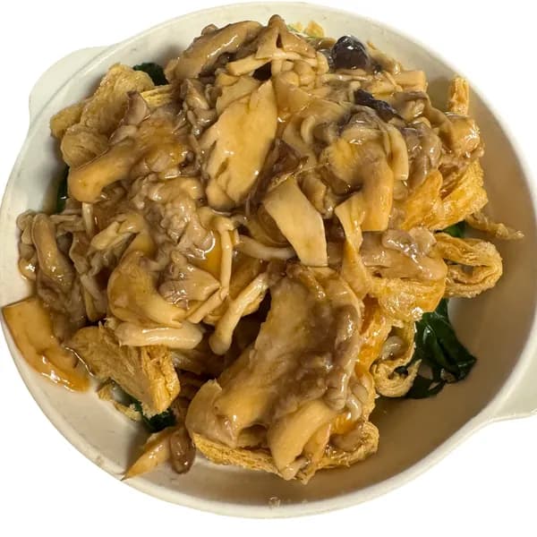 Braised Mixed Fungus With Bean Curd Wraps